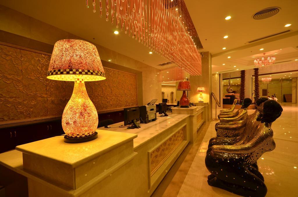 האיקו Huangma Holiday Hotel מראה חיצוני תמונה