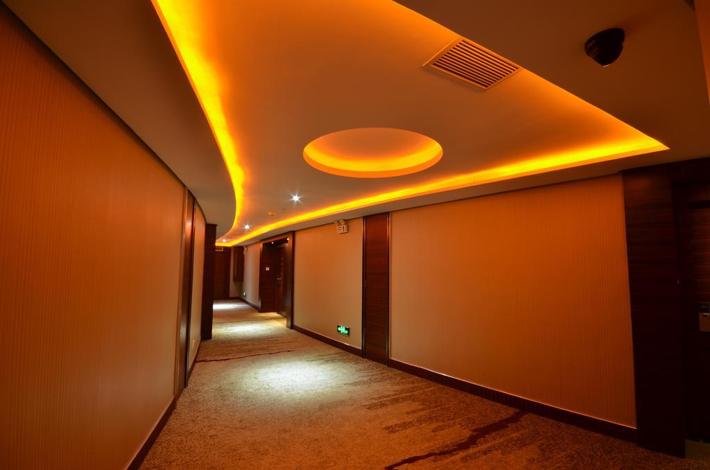 האיקו Huangma Holiday Hotel מראה חיצוני תמונה