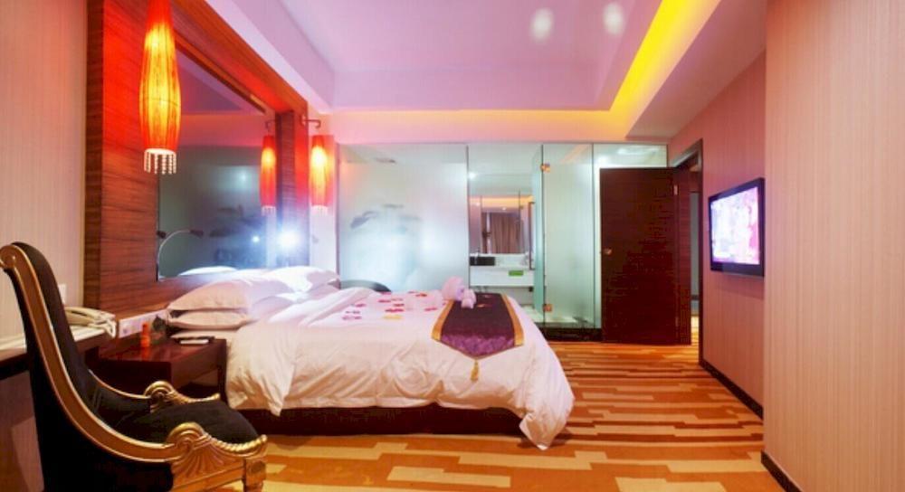 האיקו Huangma Holiday Hotel מראה חיצוני תמונה